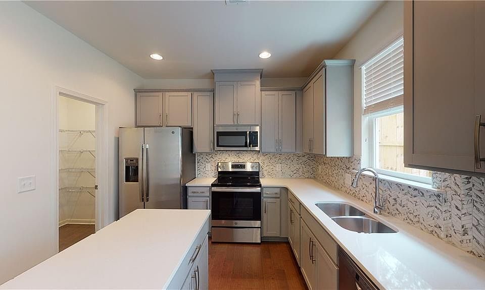 1st image of 5328 Brooklands Dr