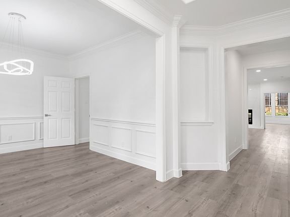 4th image of 9736 McFarring Dr