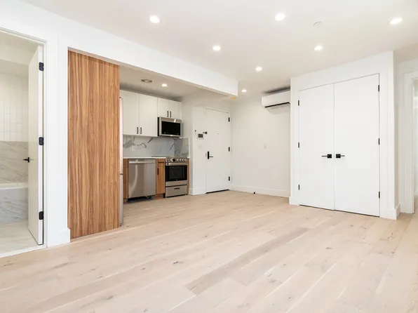 485 Tompkins Avenue image 1 of 18