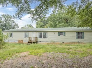 81 Mayfield Cir, Carnesville, GA 30521