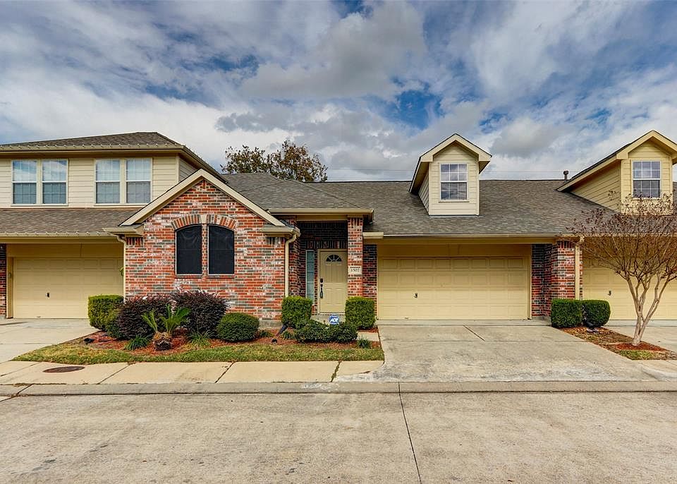1st image of 1507 Village Townhome Dr