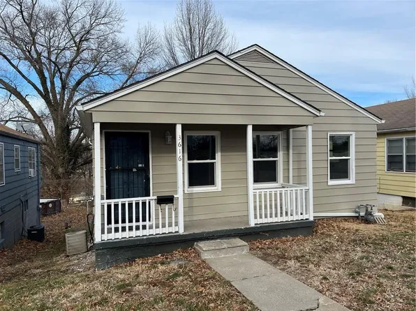 3616 E 46th St, Kansas City, MO 64130