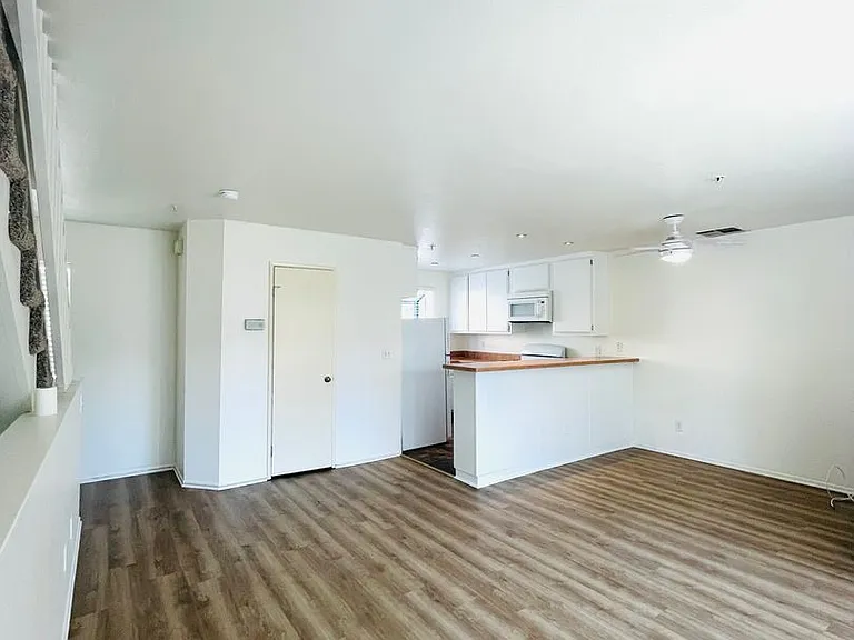 875 S B St — Photo 10