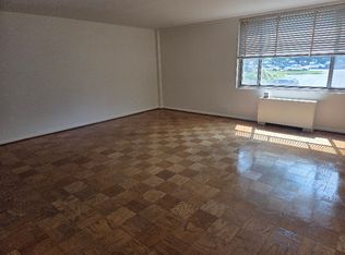 Robin Towers, Arlington, VA 22209