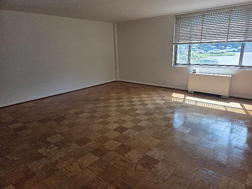 Floor plan 307