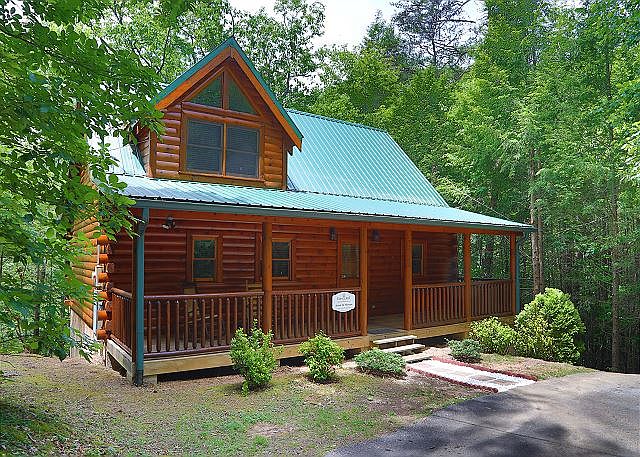 Around The Mountain cabin