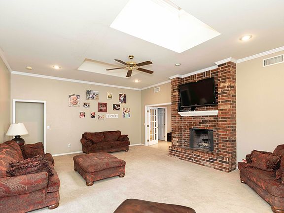 4th image of 6811 Zapata Ln