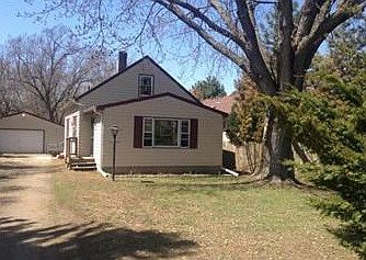 2nd image of 1779 Edgerton St N