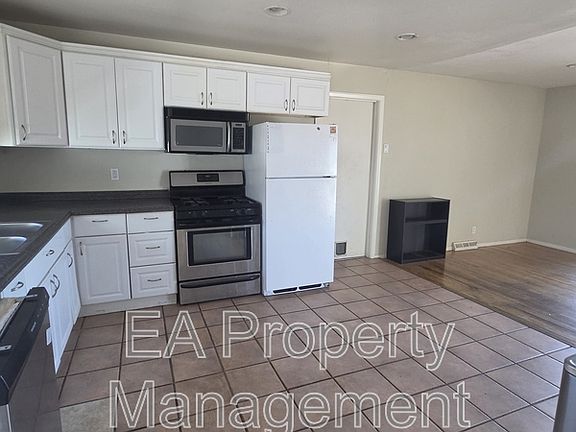 2nd image of 5008 Pojoaque Rd NW