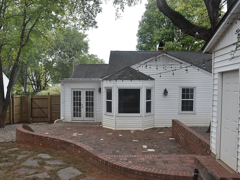 1919 Vanderbilt Cir SW — Photo 35