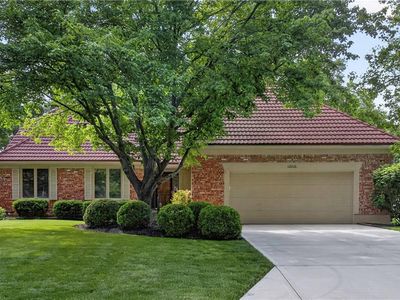 12216 Juniper St, Overland Park, KS, 66209