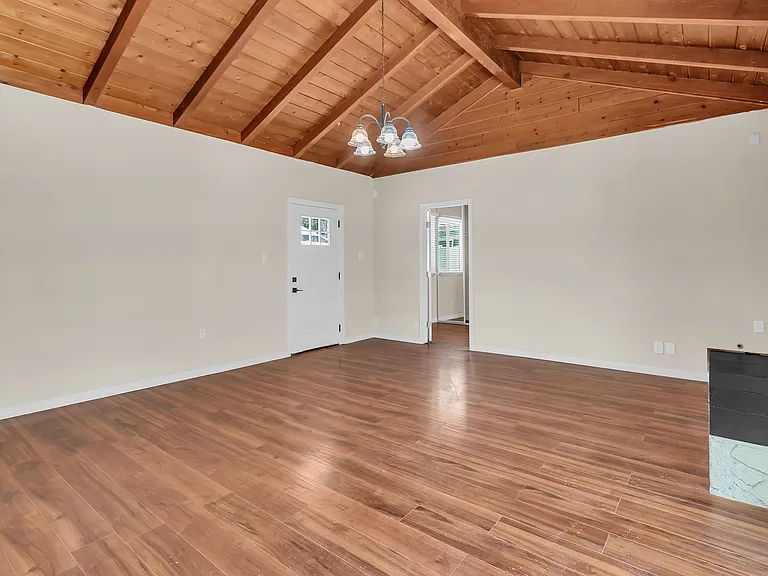 2248 Montair Ave #A — Photo 11