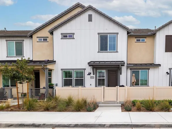 39372 Corvina Ln, Temecula, CA 92591