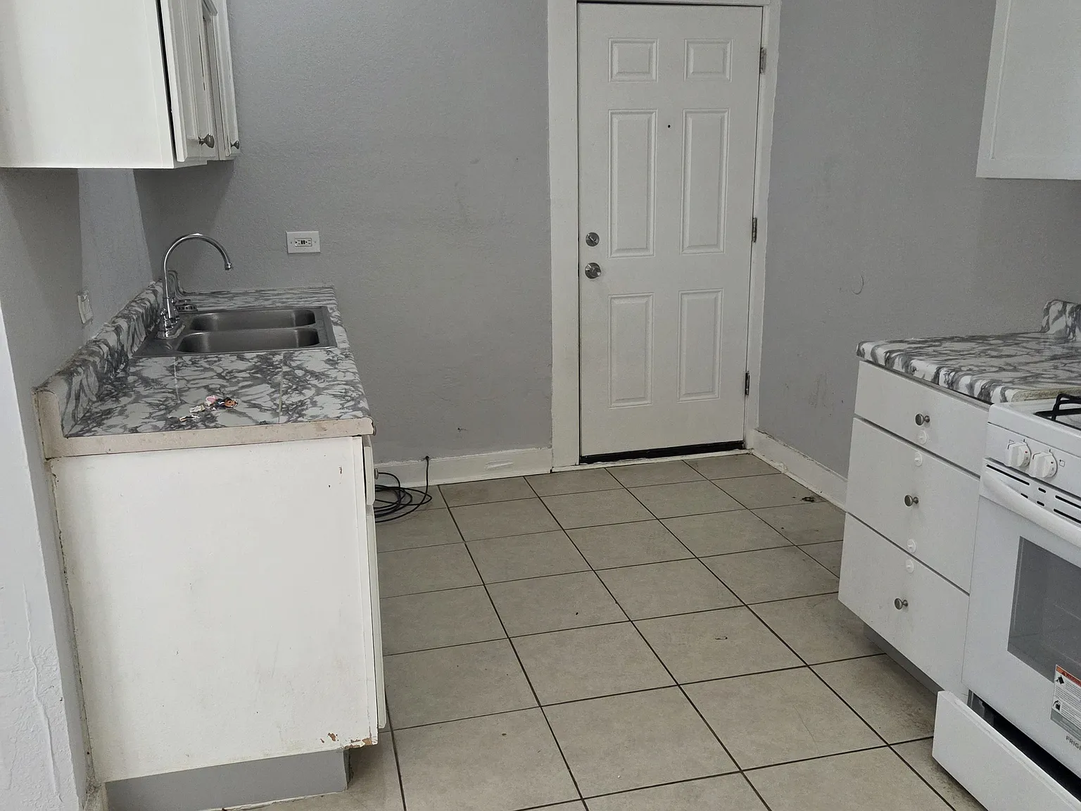 4302 W Flournoy St — Photo 2