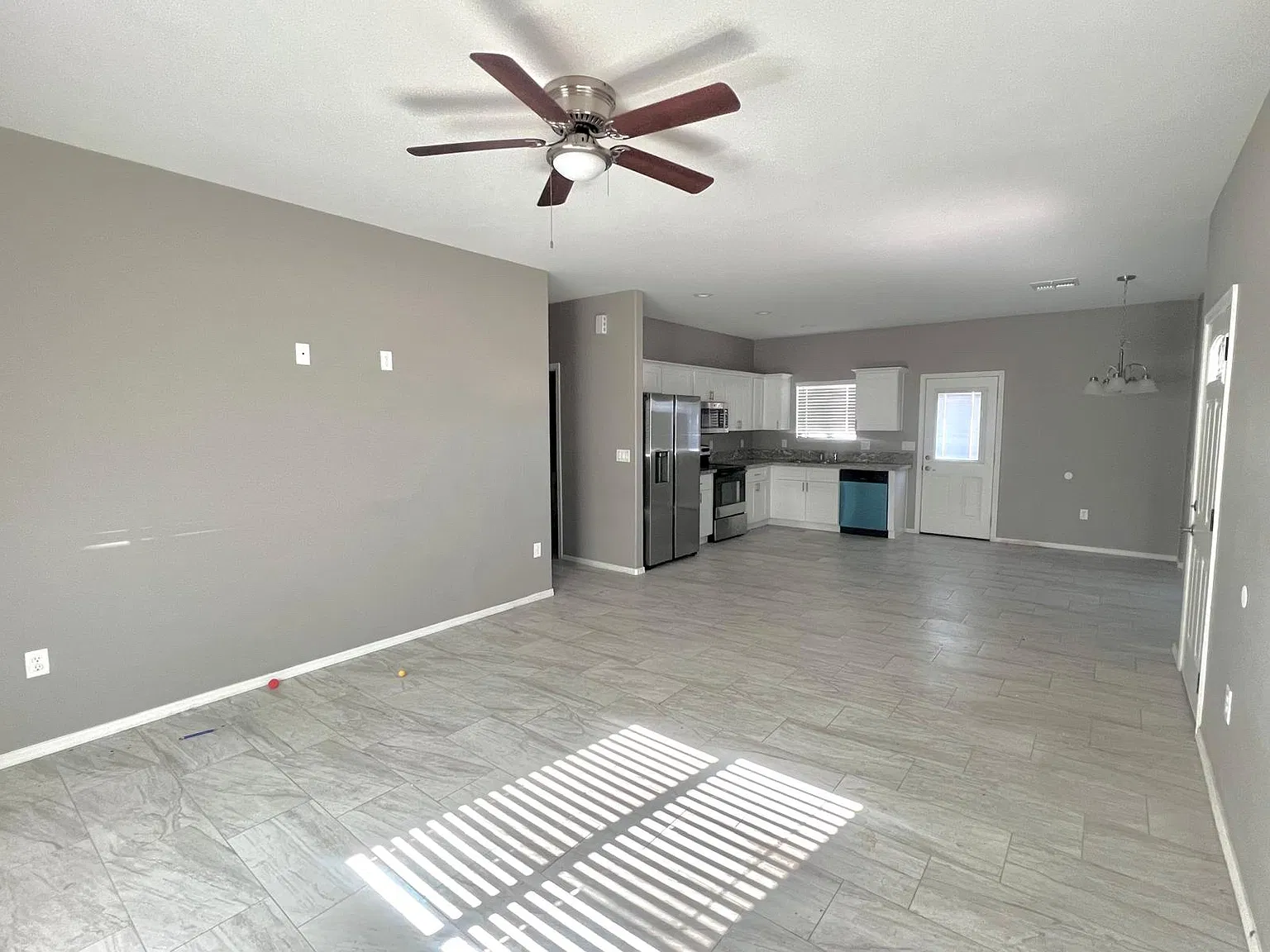 3 bed, 1380 sqft, $1,780 — Photo 3