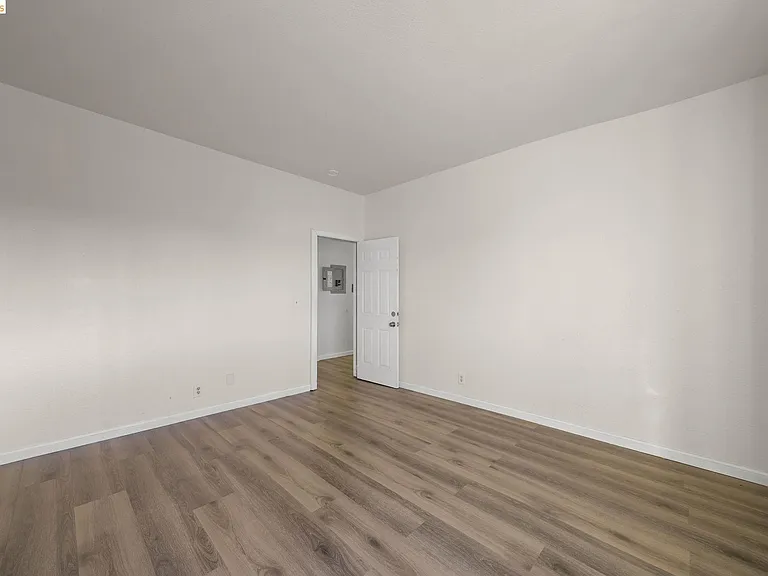 203 Bissell Ave #2 — Photo 6
