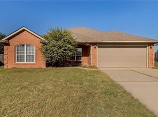 1004 Mollie Rausch Ln, Edmond, OK 73003