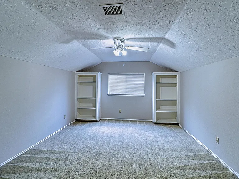 427 Birch Hill Dr — Photo 24