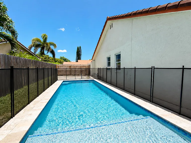 7407 Silver Woods Ct — Photo 25