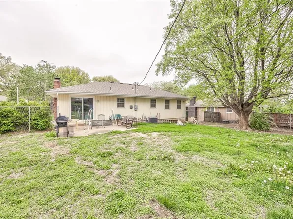 1513 Franklin St, Leavenworth, KS 66048