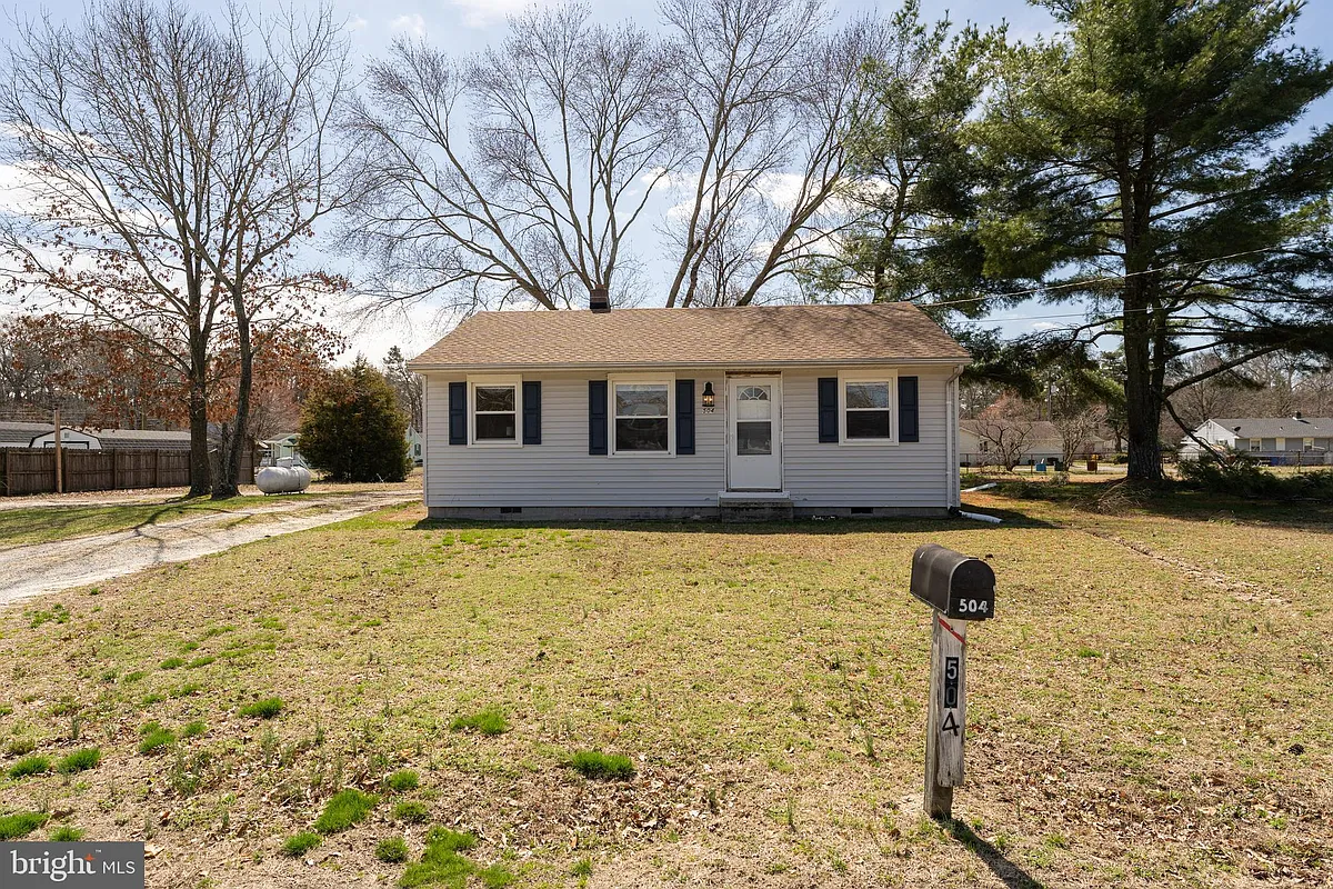 Building Photo - 504 Plover Rd