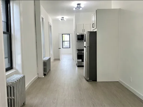 202 Saint Nicholas Avenue image 1 of 7