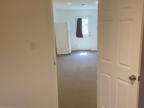 5th image of 7803 Beard Ct