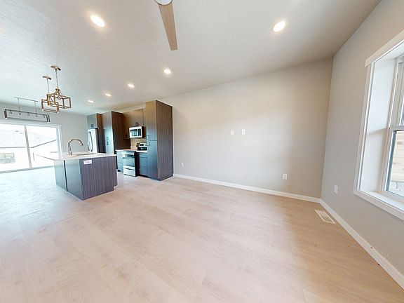 2nd image of 1858 E 840 N #82