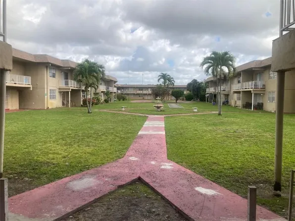 301 NW 177th Street #212, Miami, FL 33169