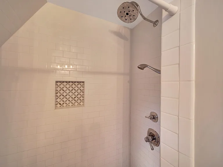 352 Durie Ave — Photo 15