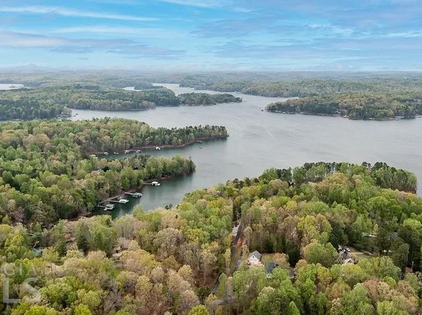 21 Stillwater Rd, Lavonia, GA 30553