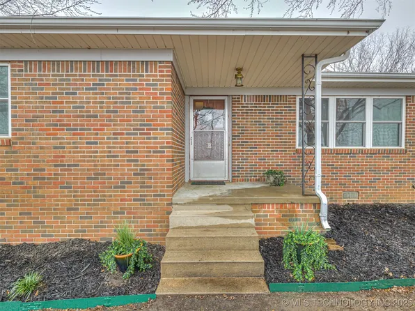 4550 S 4240th Rd, Chelsea, OK 74016