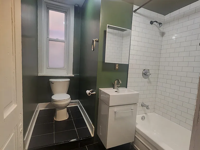 2120 S Washtenaw Ave #1 — Photo 4