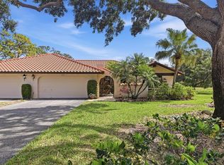 5451 GOLF POINTE DRIVE #V-225, SARASOTA, FL 34243