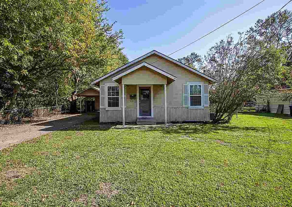 1st image of 2611 Avenue C