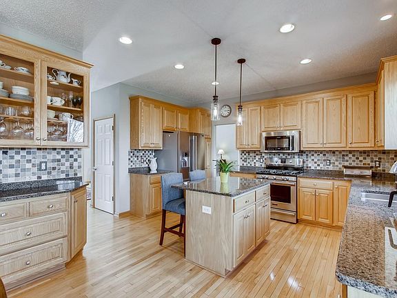 4th image of 10150 Florida Cir N