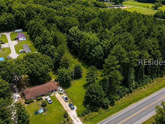 4th image of 2159 Deerfield Rd