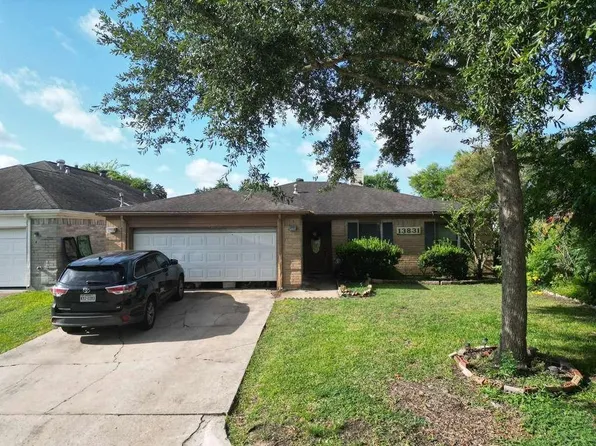 13831 Aspen Hollow Ln, Houston, TX 77082