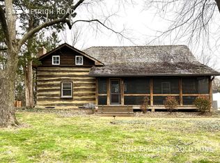 355 Dietrich Rd, Ballwin, MO 63021