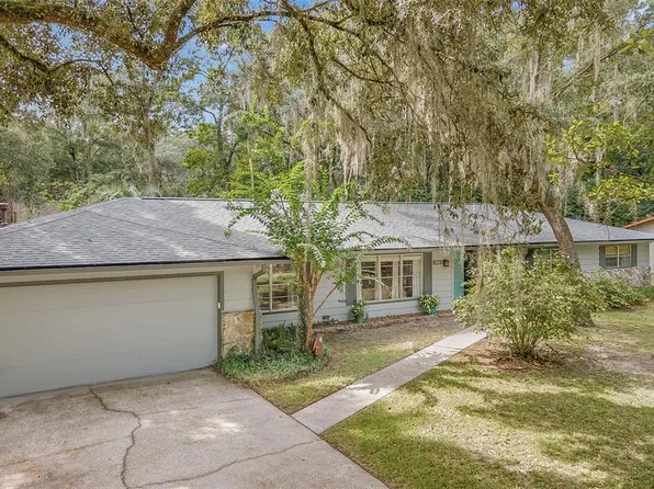 3813 NW 32nd Pl, Gainesville, FL 32606