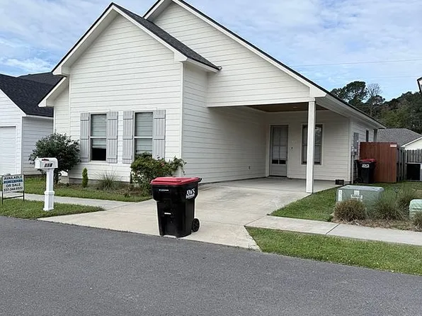 118 Santa Marta Dr, Youngsville, LA 70592