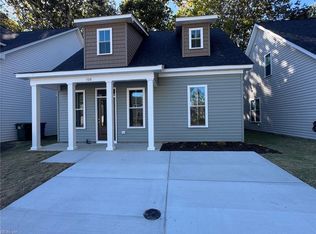 106 Blue Crab Point, Poquoson, VA 23662