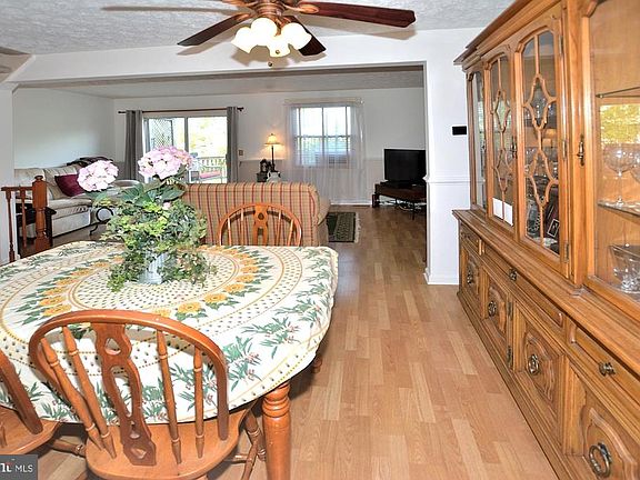 4th image of 3713 Mazewood Ln