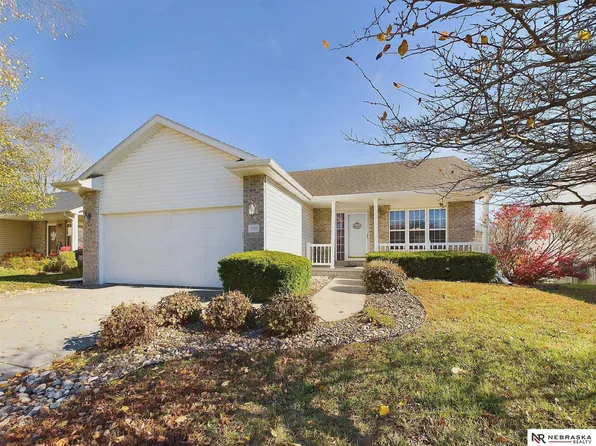 7230 S 20th St, Lincoln, NE 68512