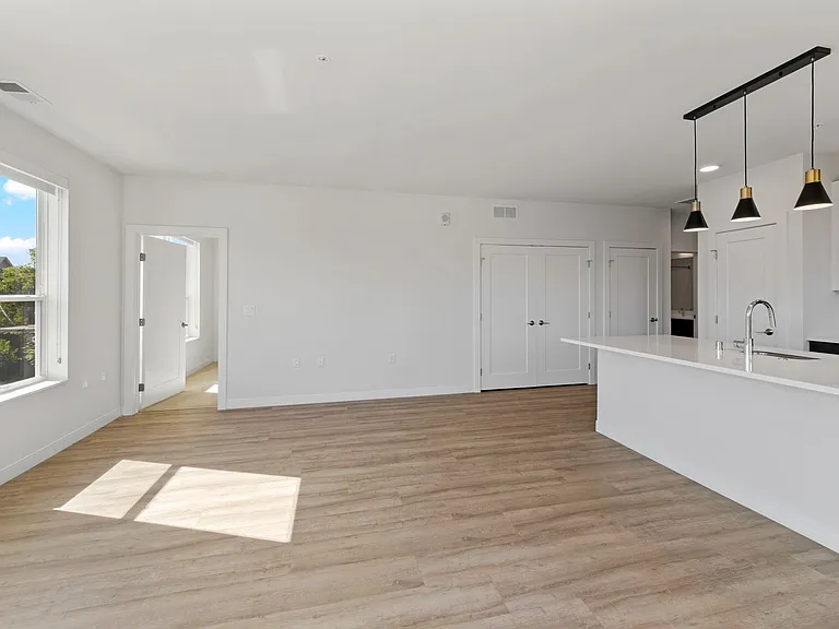 Theater Terrace Apartments — Photo 67