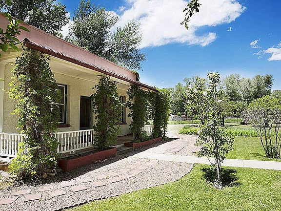 Taos Adobe front yard left