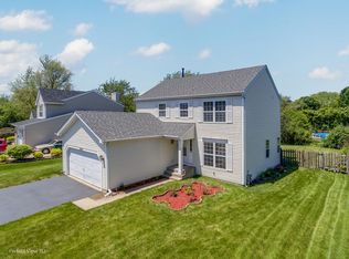 1344 Clavey Ln, Gurnee, IL 60031