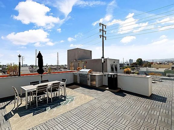 4th image of 11260 Mississippi Ave #206