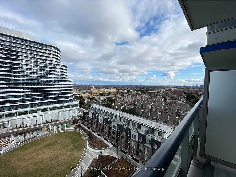 2560 Eglinton Ave W #1001 — Photo 15