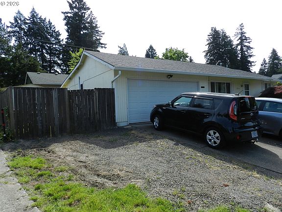 4th image of 2375 SE Washington Ct